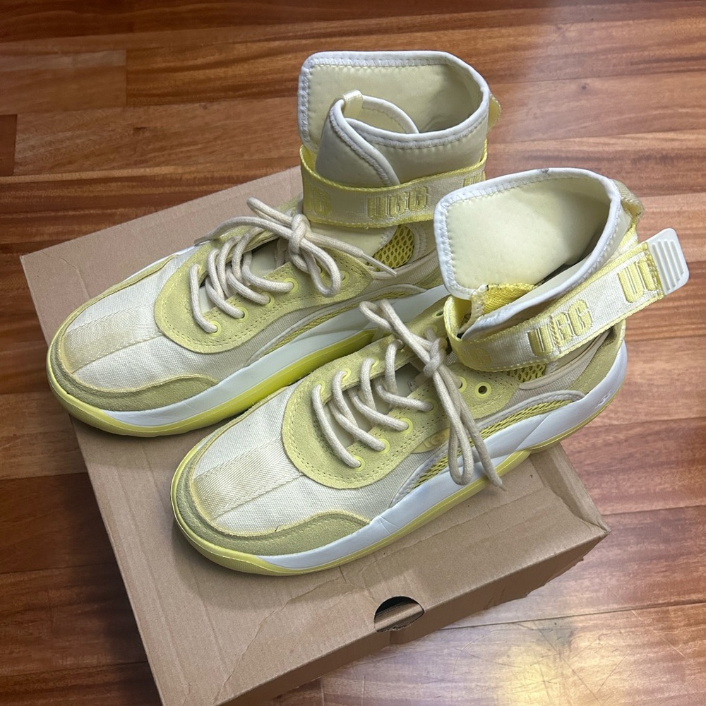 UGG LA CLOUD HI TRAINER MARGARITA/ WHITE/ SEA SALT SNEAKERS size 10 women